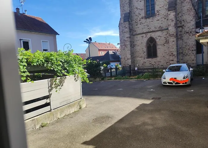 Appartement Rez De Chaussee - 2 *